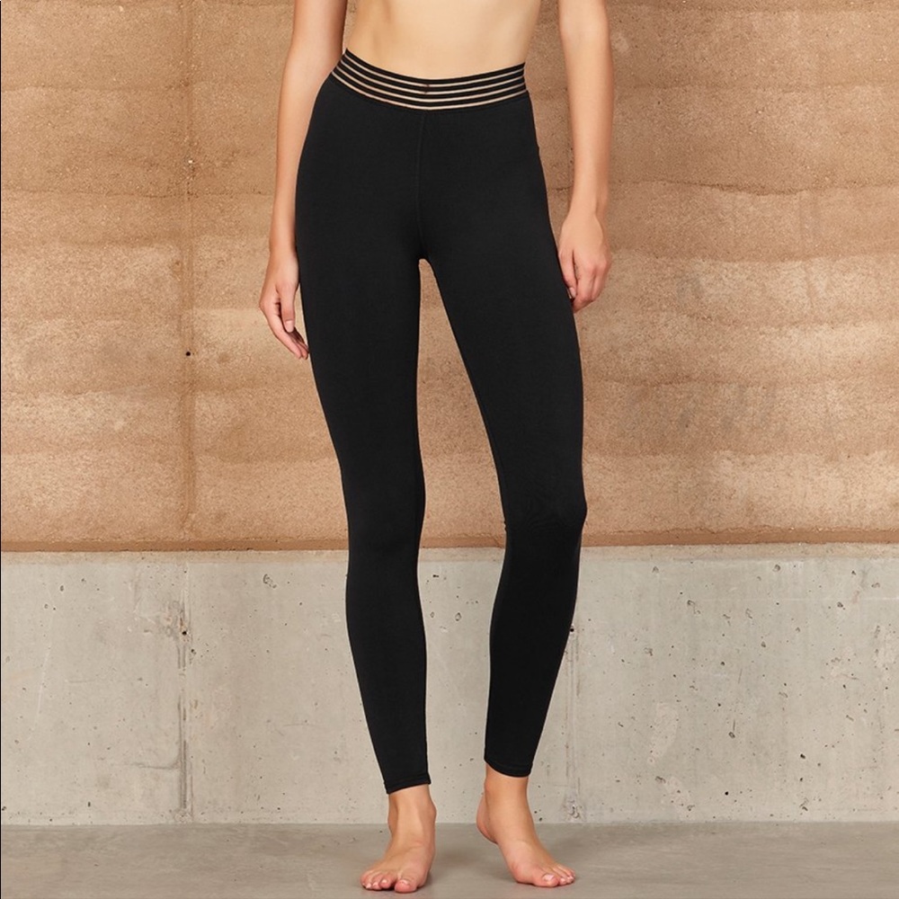Worn Once // Alo High-waist Gaze Legging